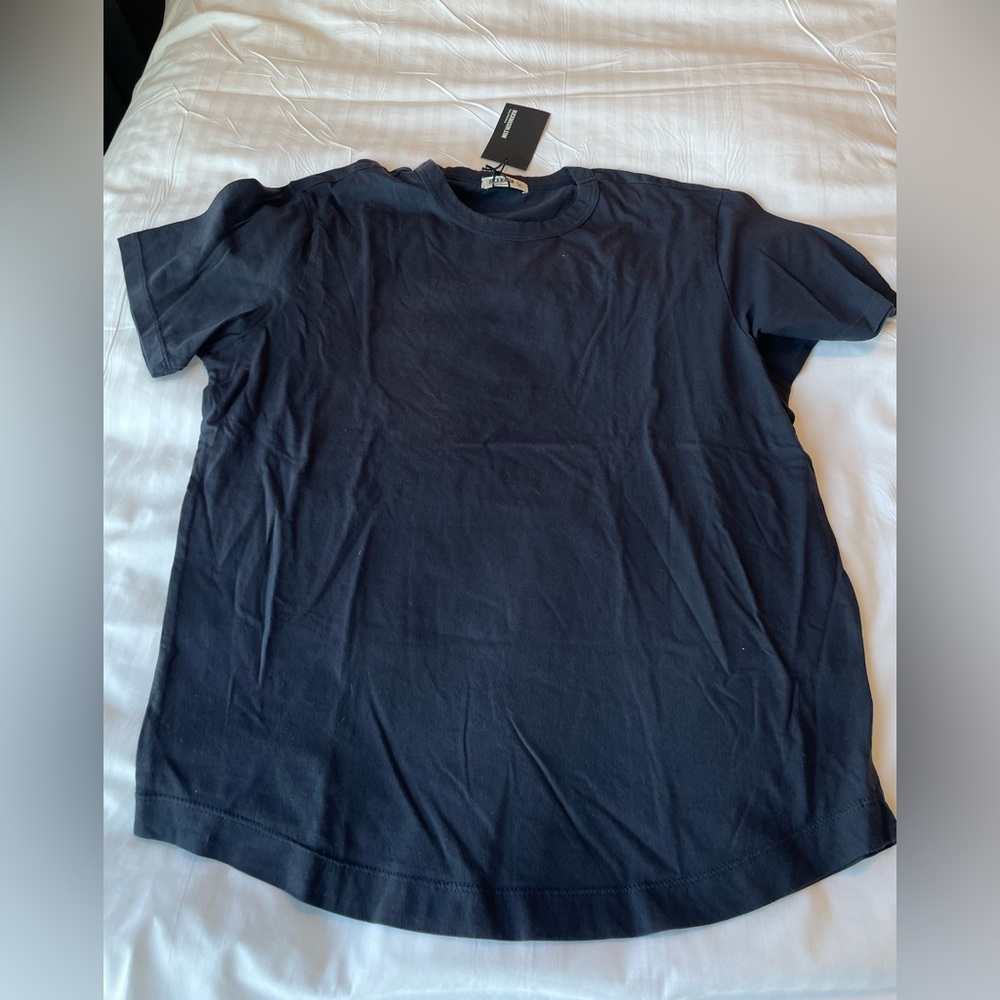 NWT Buck Mason- men’s Pima curved hem tee